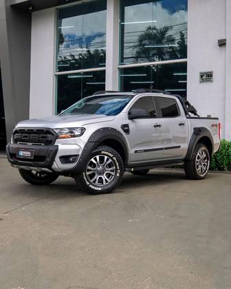 FORD RANGER 2.2 XLS 4X4 CD 16V DIESEL 4P AUTOMÁTICO